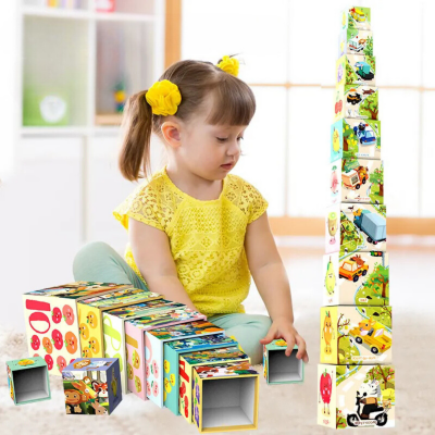 Set de cuburi „Exploratorii Formelor și Cuvintelor” | image