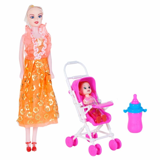 Barbie și Fiica în Cărucior