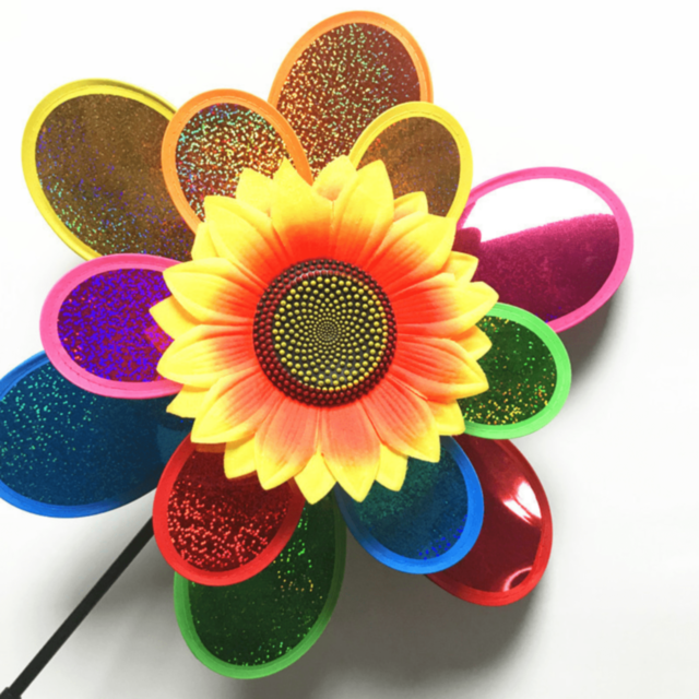 Morisca Colorată Floare cu Petale Curcubeu 73cm