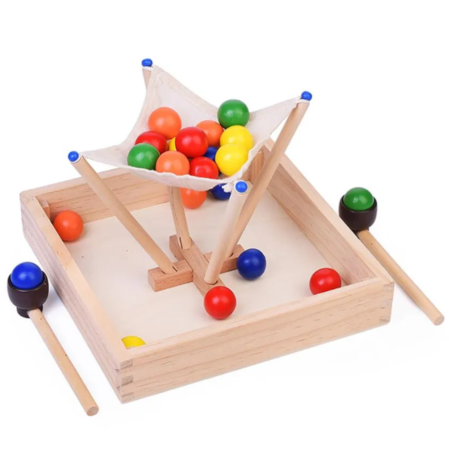 Joc Montessori din Lemn 3 în 1 – Prinde, Sortează și Potrivește Bile Colorate