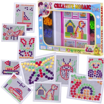 Mozaic cu Pioneze Colorate | image