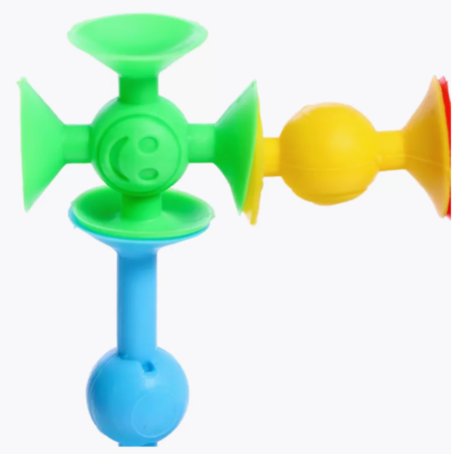 Figurine creative cu ventuze „Happy Suckers”