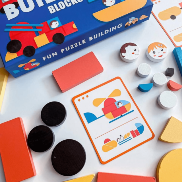 Tangram Educațional cu Vehicule – Joc de Construcție și Logică pentru Copii