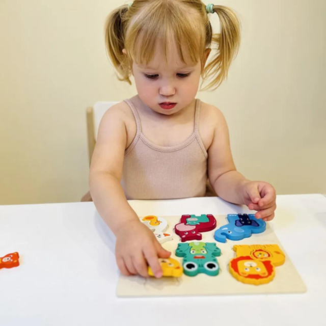 Puzzle de lemn cu animale și puii lor