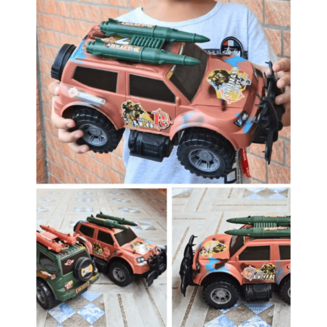Mașină Militară cu Rachete Off-Road