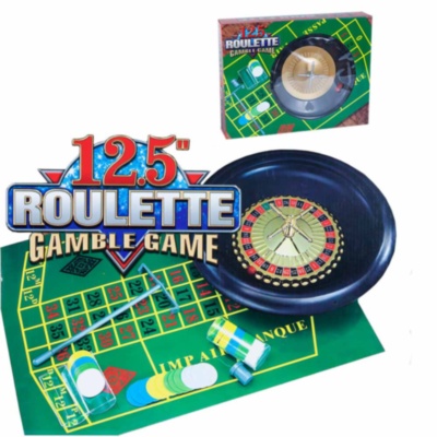 Ruletă de Casino cu Jetoane, Zaruri și Suprafață de Joc | image