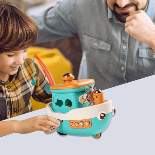 Barcă Interactivă cu Pescuit și Pești Magnetici (culoare aleatorie)