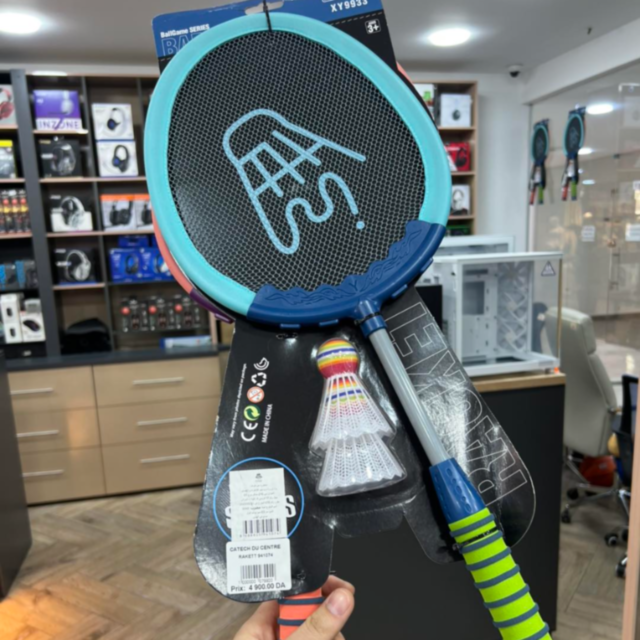 Set Badminton pentru Copii cu 2 Rachete și 2 Volane, Model Rocket