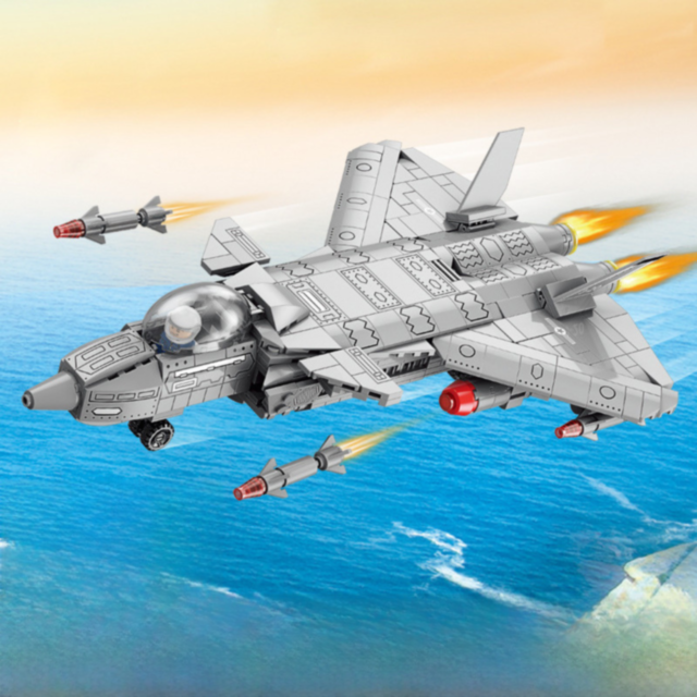 Avion Militar de Luptă „Air Force” cu 582 Piese 