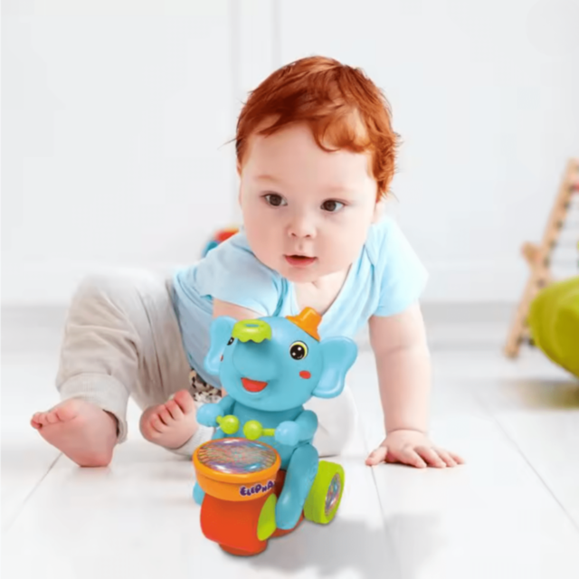 Elefant Toboșar Interactiv cu Lumini, Sunete și Minge (culoare aleatorie)