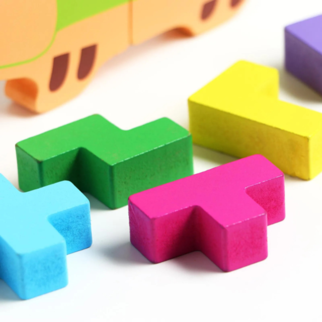 Ariciul Colorat pentru Stivuire și Echilibrare