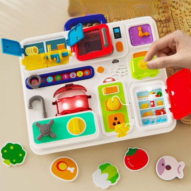 Busy Board Montessori de Bucătărie cu Activități Interactive