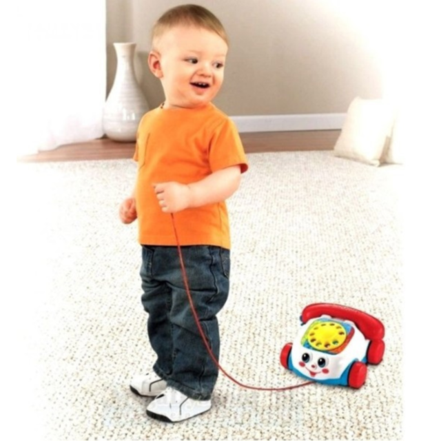 Telefon de jucărie cu roți și ață de tras – culori vesele