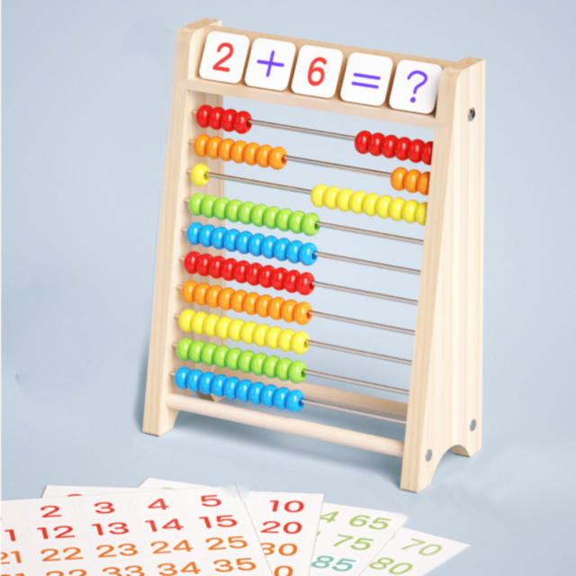 Abac din Lemn Colorat cu Cifre și Operații
