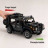 Set de construcție SUV off-road din 909 piese