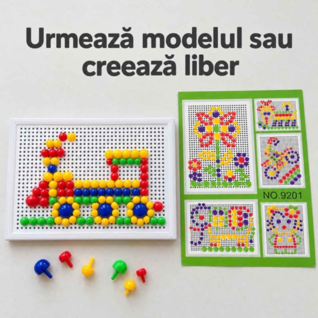 Joc mozaic cu piese colorate și tablă perforată
