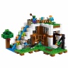 Set Minecraft, Baza de la Cascadă, 729 piese