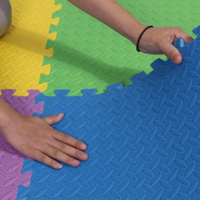 Set de Covorașe EVA Puzzle Colorate – Joacă Creativă și Siguranță