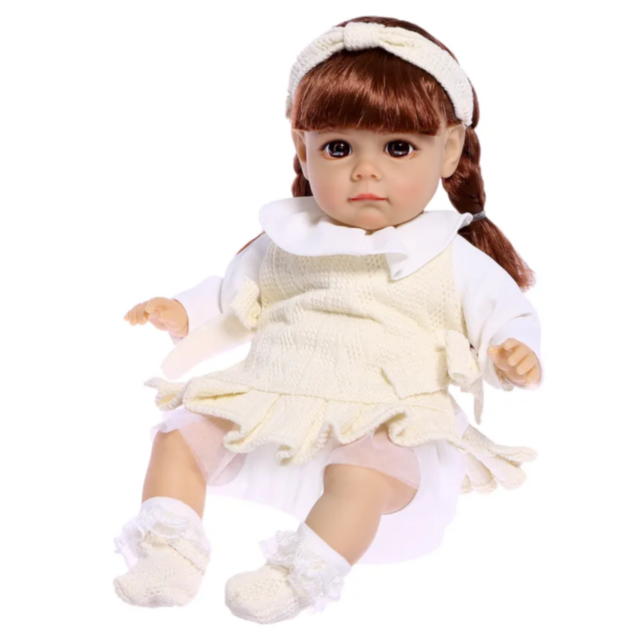 Păpușă Reborn cu Corp Moale și Ținută Călduroasă Crem – 35 cm