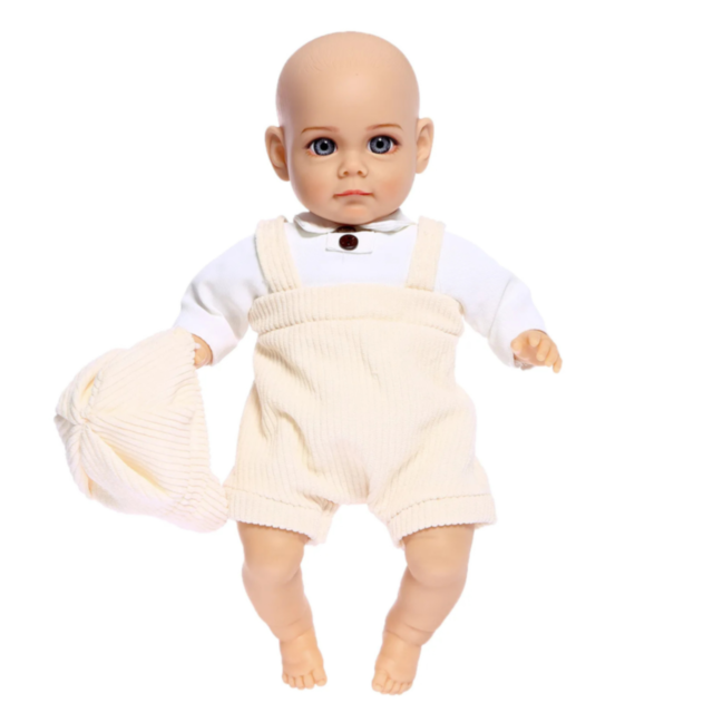 Păpușă Reborn Băiețel cu Corp Moale și Ținută Tricotată – 35 cm