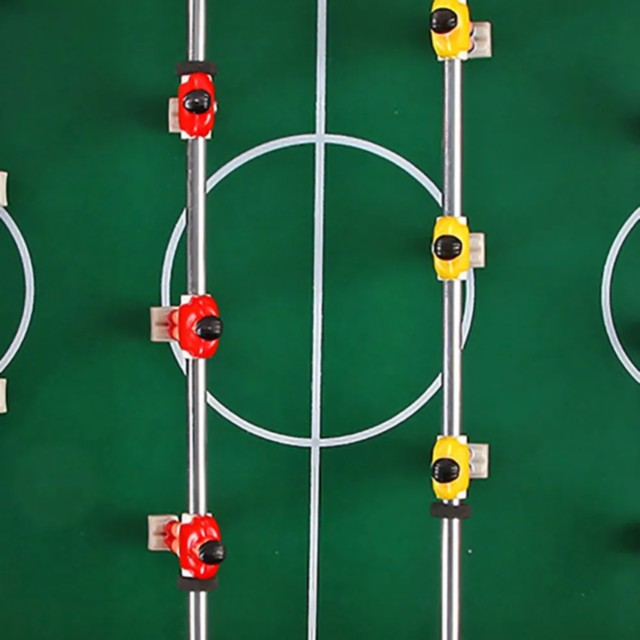 Masa de Fotbal de Jucărie pentru Copii cu Scoruri și Mânere Rotative – 69x37x62 cm