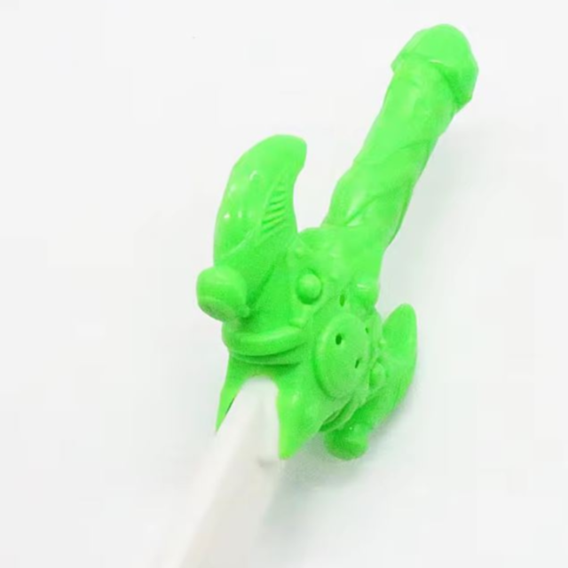 Sabie de jucărie cu sunete și lumini LED - Aventura începe