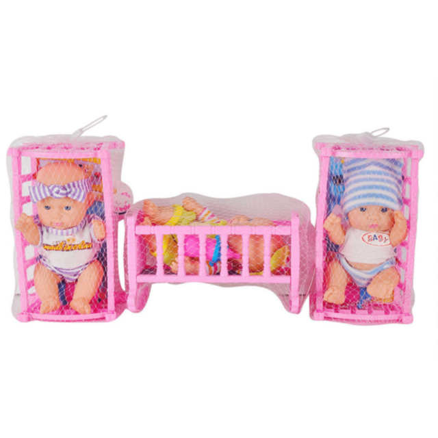 Păpușă Bebeluș cu Pătuț Roz și Biberon (culoare aleatorie)