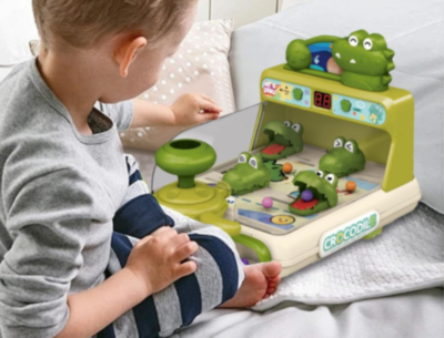 Mașină de Pinball Interactivă cu Crocodili și Bile Colorate (culoare aleatorie) | image