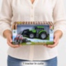 Tractor de jucărie cu inerție și braț mobil