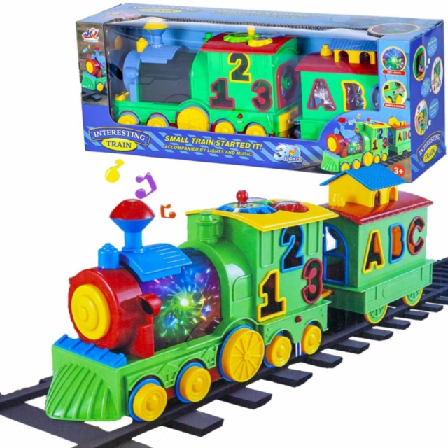 Locomotivă Electrică cu Vagon și Stivuitor, ocolește obstacole, emite lumini și sunete