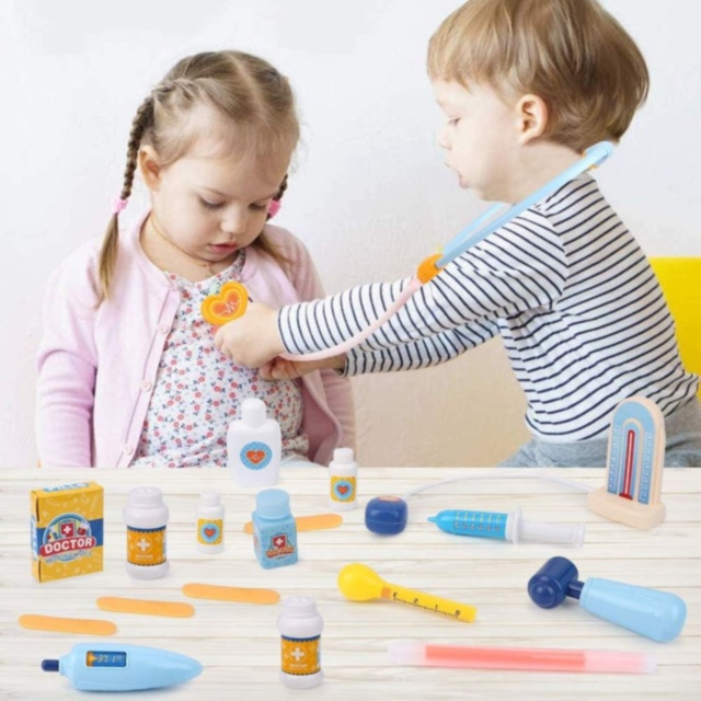 Set Doctor pentru Copii cu Valiză și Accesorii