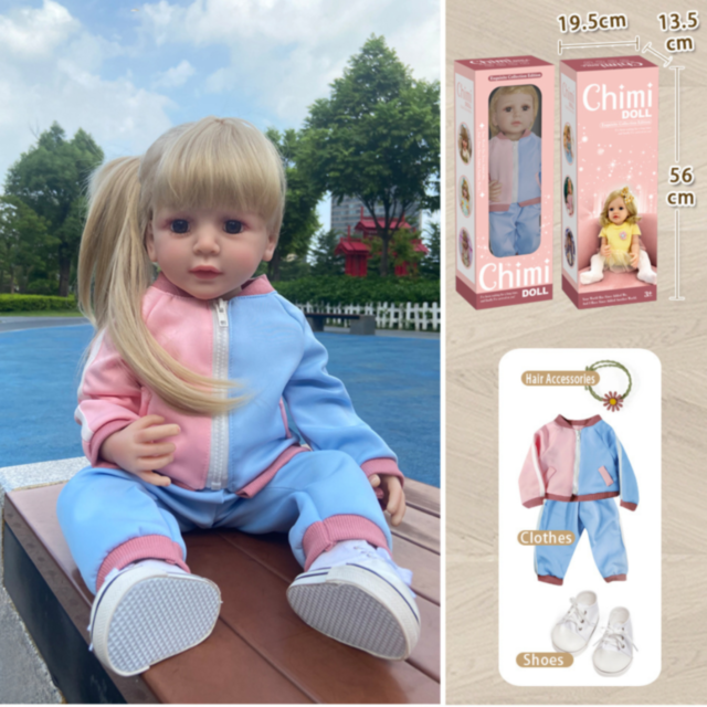 Păpușă Reborn cu Trening Roz-Albastru – 55 cm