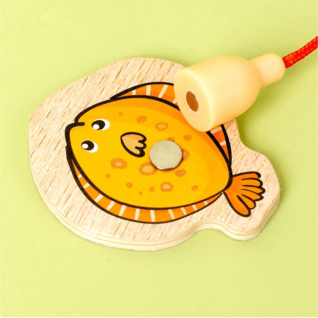 Set Pescuit Magnetic din Lemn pentru Copii