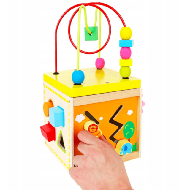 Cub Educativ din Lemn 5 în 1 - Labirint, Ceas, Sortator de Forme și Roți Dințate