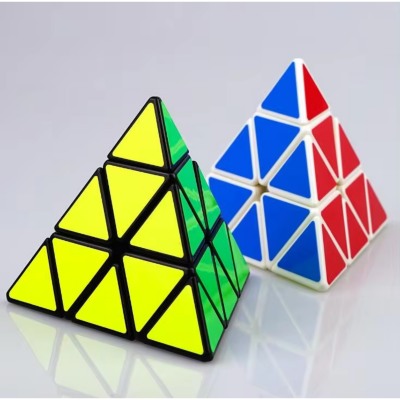 Piramidă puzzle magică colorată | image