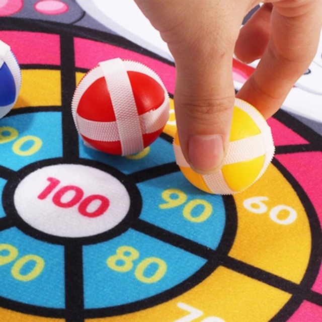 Joc cu Țintă Elefant și 3 Bile Lipicioase