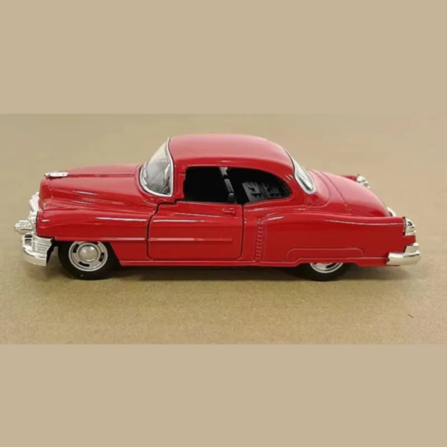 1buc. Mașinuță Vintage Metalică 1:32 cu Uși Deschise - Culoare Aleatorie