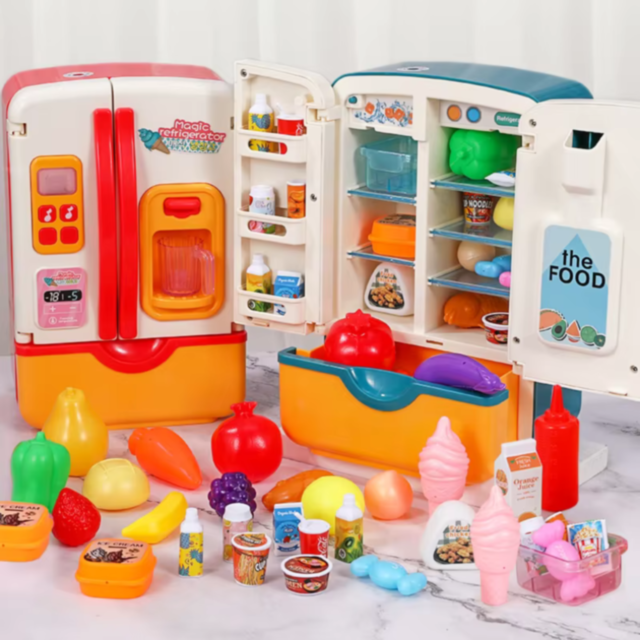 Frigider de Jucărie Interactiv cu Accesorii, Sunete și Lumină (culoare aleatorie)