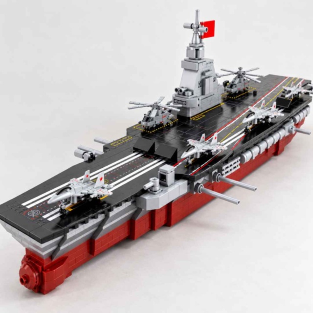 Set de construcție portavion militar 8 în 1