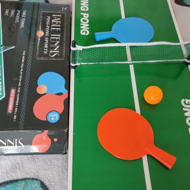 Set Mini Masă de Ping-Pong pentru Copii - Sport și Distracție