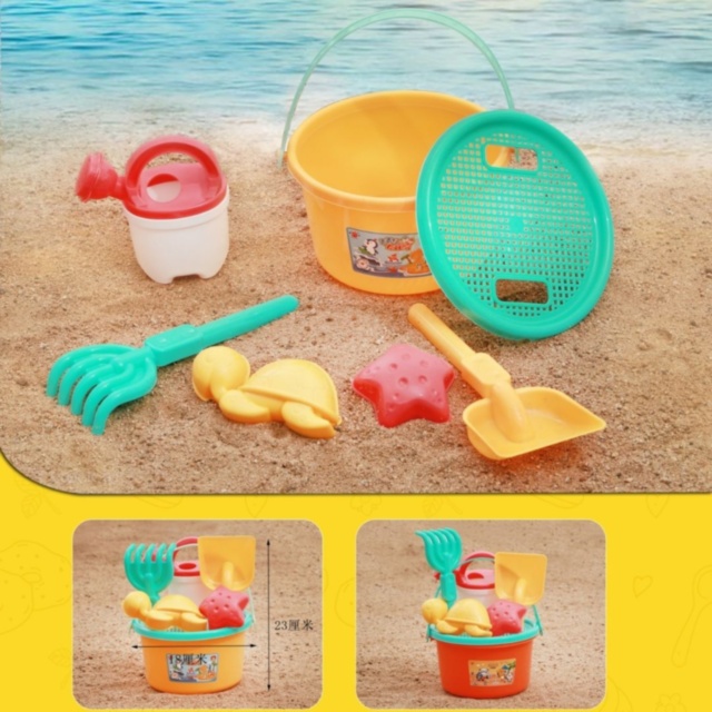 Set de Jucării pentru Nisip cu Găletușă, Ustensile și Forme (culoare aleatorie)