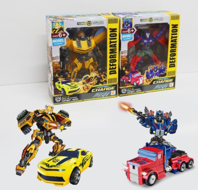 Robot Transformabil în Mașină