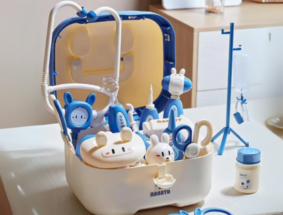 Set doctor pentru copii cu valiză și accesorii, 12 piese  | image