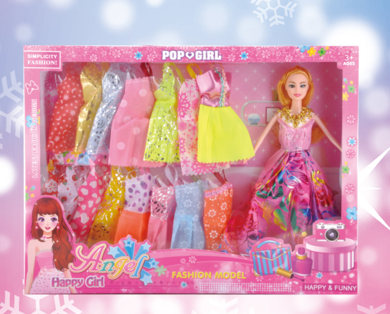 Barbie cu 15 Ținute