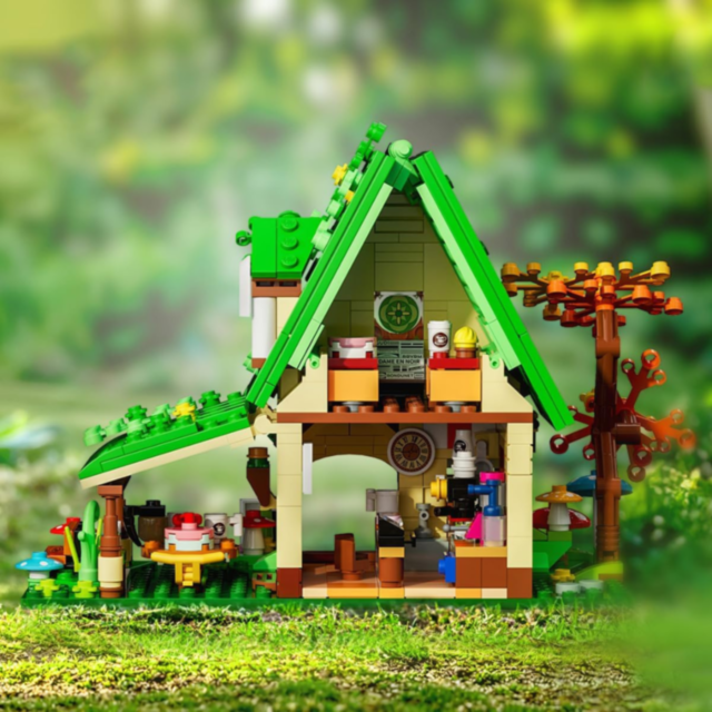 Set de Construit Coffee House – Căsuță de Cafea cu Lumină LED și 2 Figurine, 608 piese