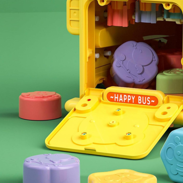 Autobuz Interactiv cu Jocuri Educative pentru Copii – Dezvoltare Cognitivă și Distracție