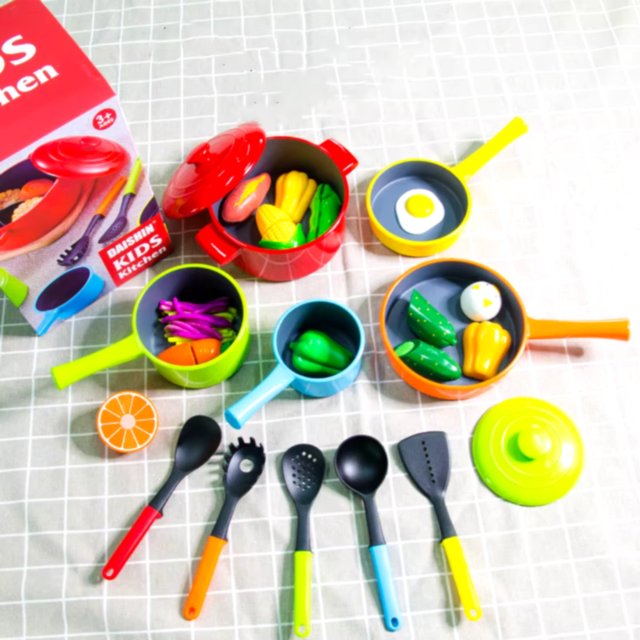 Set de Ustensile și Vase de Bucătărie pentru Copii – Mini Chef