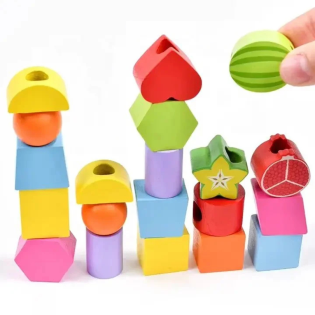 Set de Coloane Colorate cu Forme Geometrice și Activități Interactive