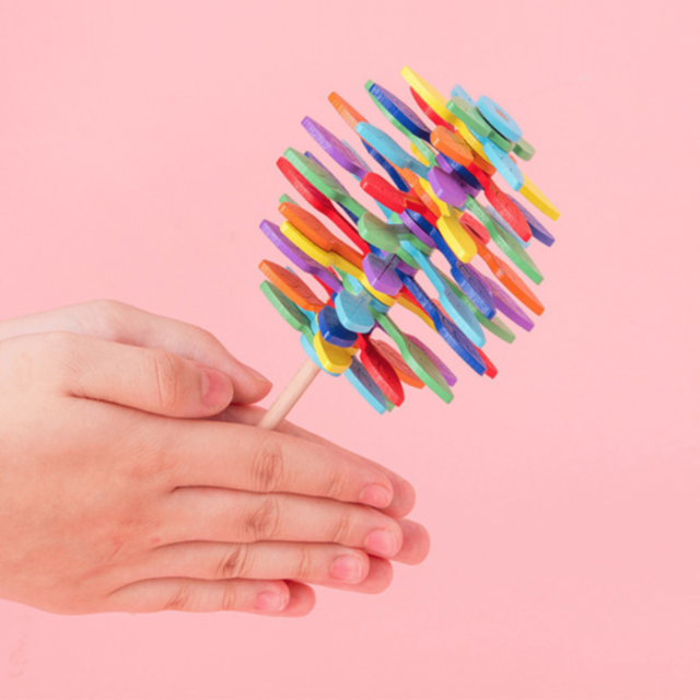 Arbore Montessori din Lemn Colorat Rotativ Educațional