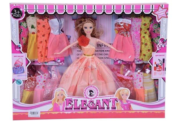 Barbie cu 15 Ținute